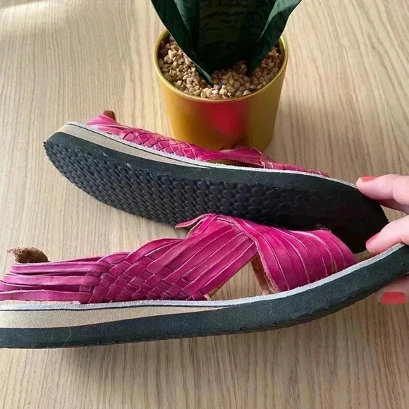 Authentic Mexican Artisanal Huaraches/Sandals - Picture 3 of 7